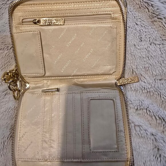 Gold VERSACE wristlet - Picture 4 of 4